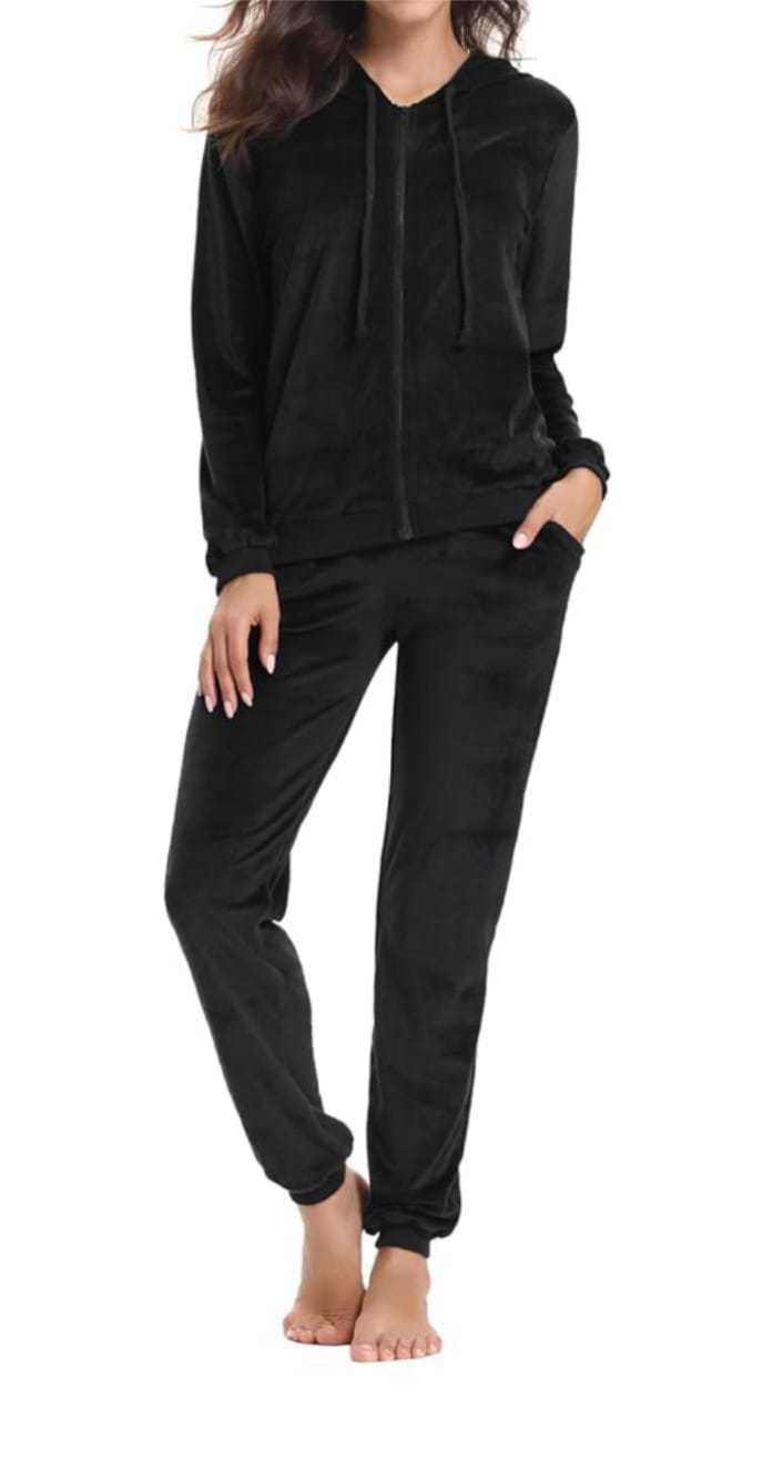 NEW ARRIVAL Zipper Tracksuit Stylish PLAIN BLACK Hoodie & BlackTrouser Tracksuit For Women And Girls Thick & Fleece Fabric Full Sleeves Rib Trendy Fashion Wear Workout Gym Wear Winter Elegant Track Suit